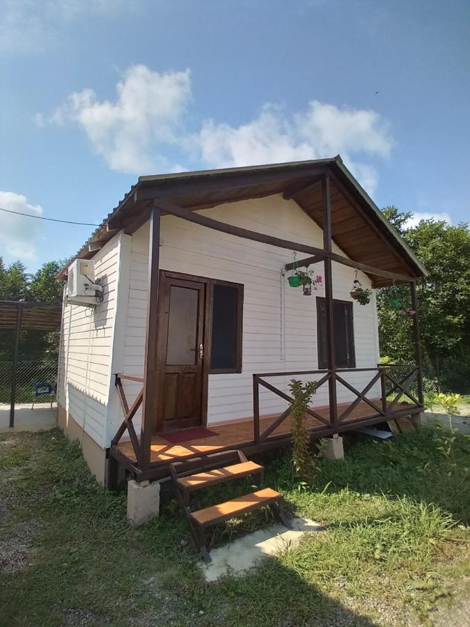 Апарт-Отель "У Речки" Kuchkisabano Exterior foto